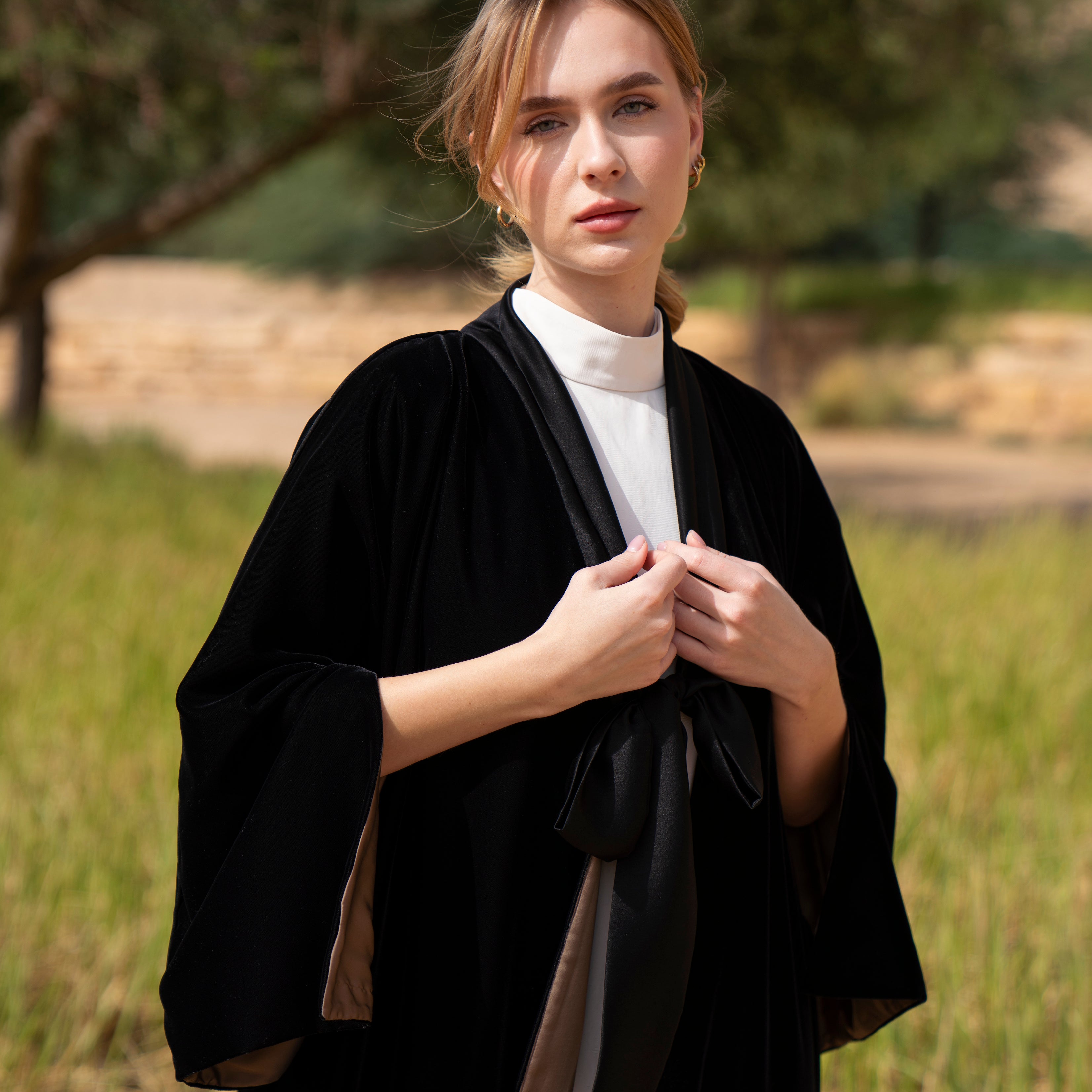 Velvet Grace - Black