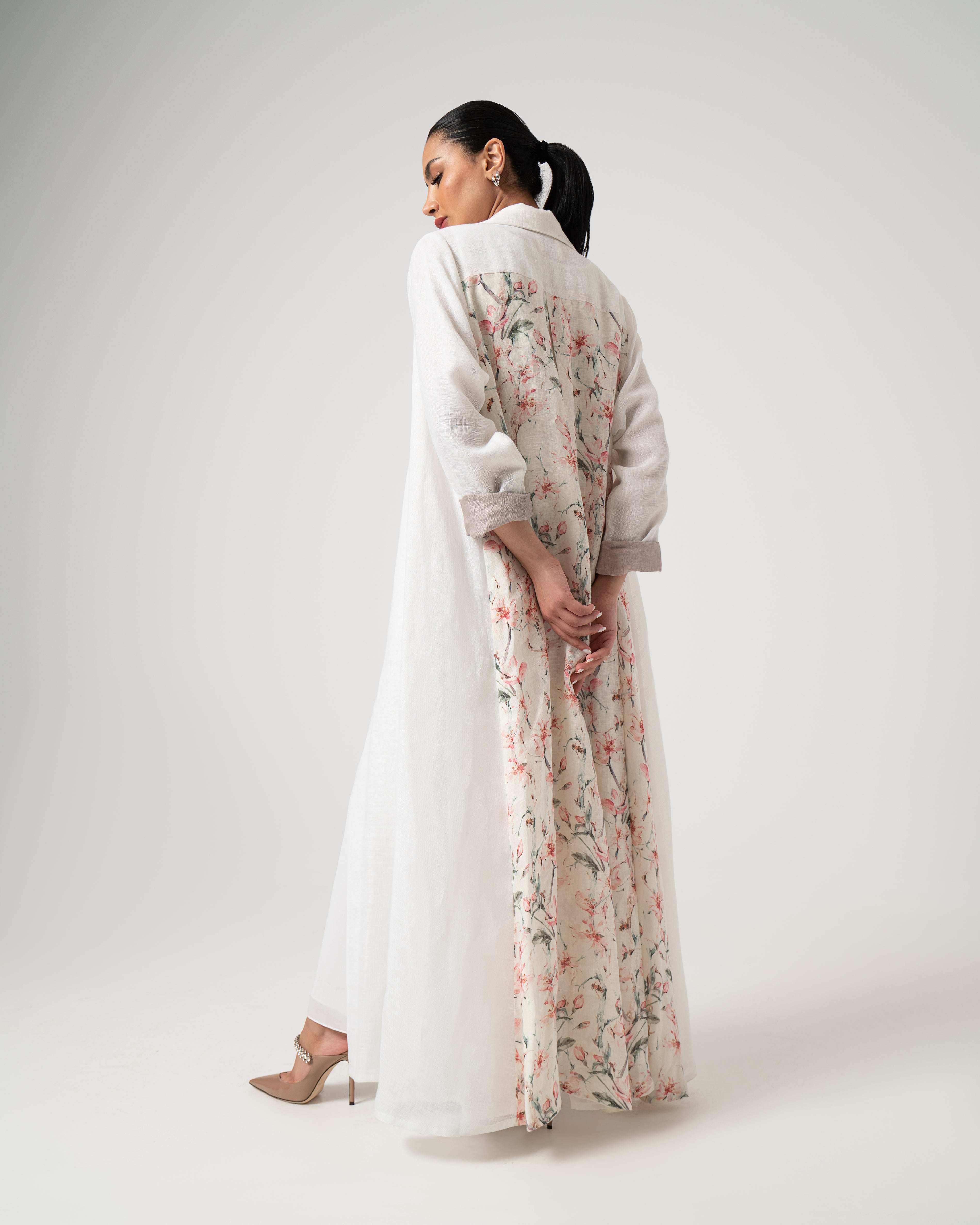 Floral Breeze - White